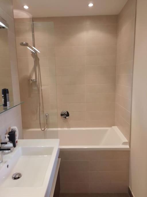 Beautiful 2Br/2Bar Apartement In European District Брюссель Экстерьер фото