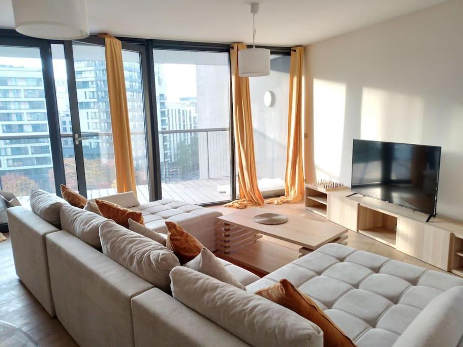 Beautiful 2Br/2Bar Apartement In European District Брюссель Экстерьер фото